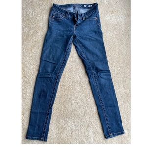 Miss Me skinny jeans size 27